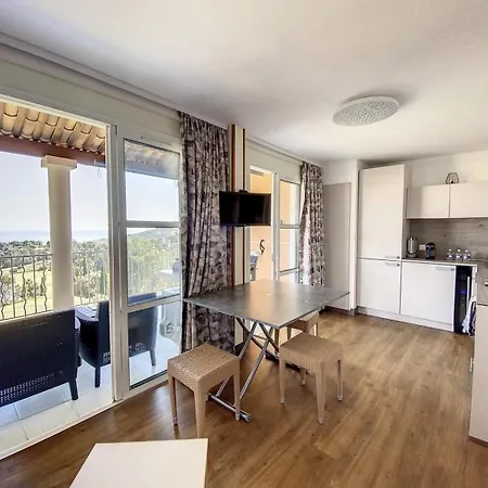 Sublime 5 Etoiles T3-6 Pers-cap Esterel Vue Parking